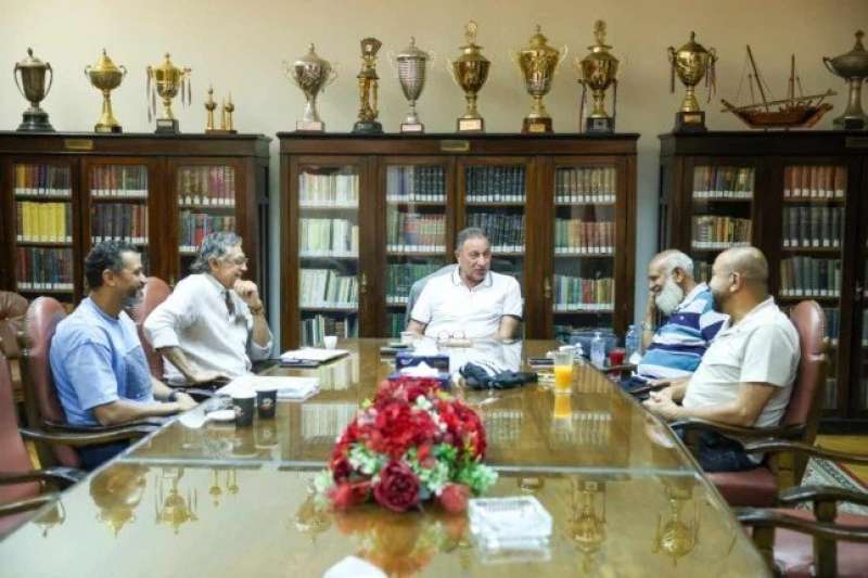حقيقة إقالة كولر.. وكيروش يدخل الصورة بقوة ”تعرف على المرشحين”