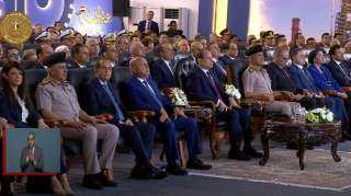 السيسي في عيد العمال: العمال هم العمود الفقري للوطن والتنمية